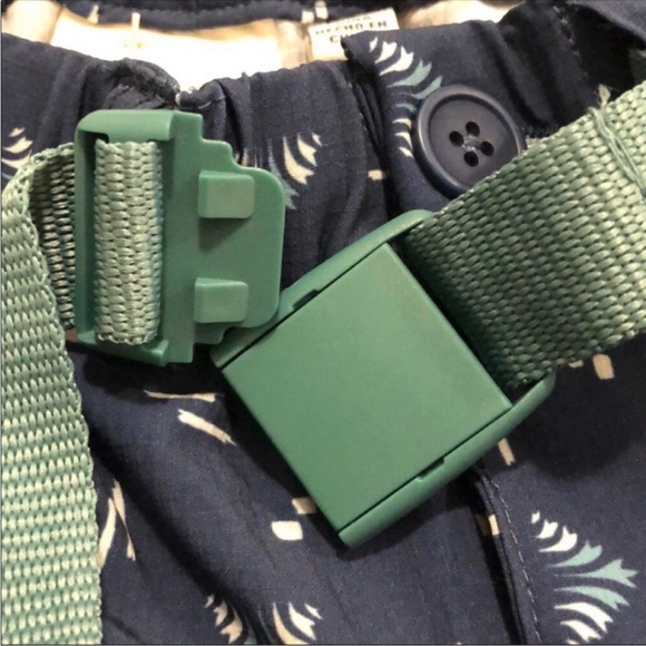 MOUNTAIN AND ISLES 
Women's Hiking Shorts - Picture 13 of 14